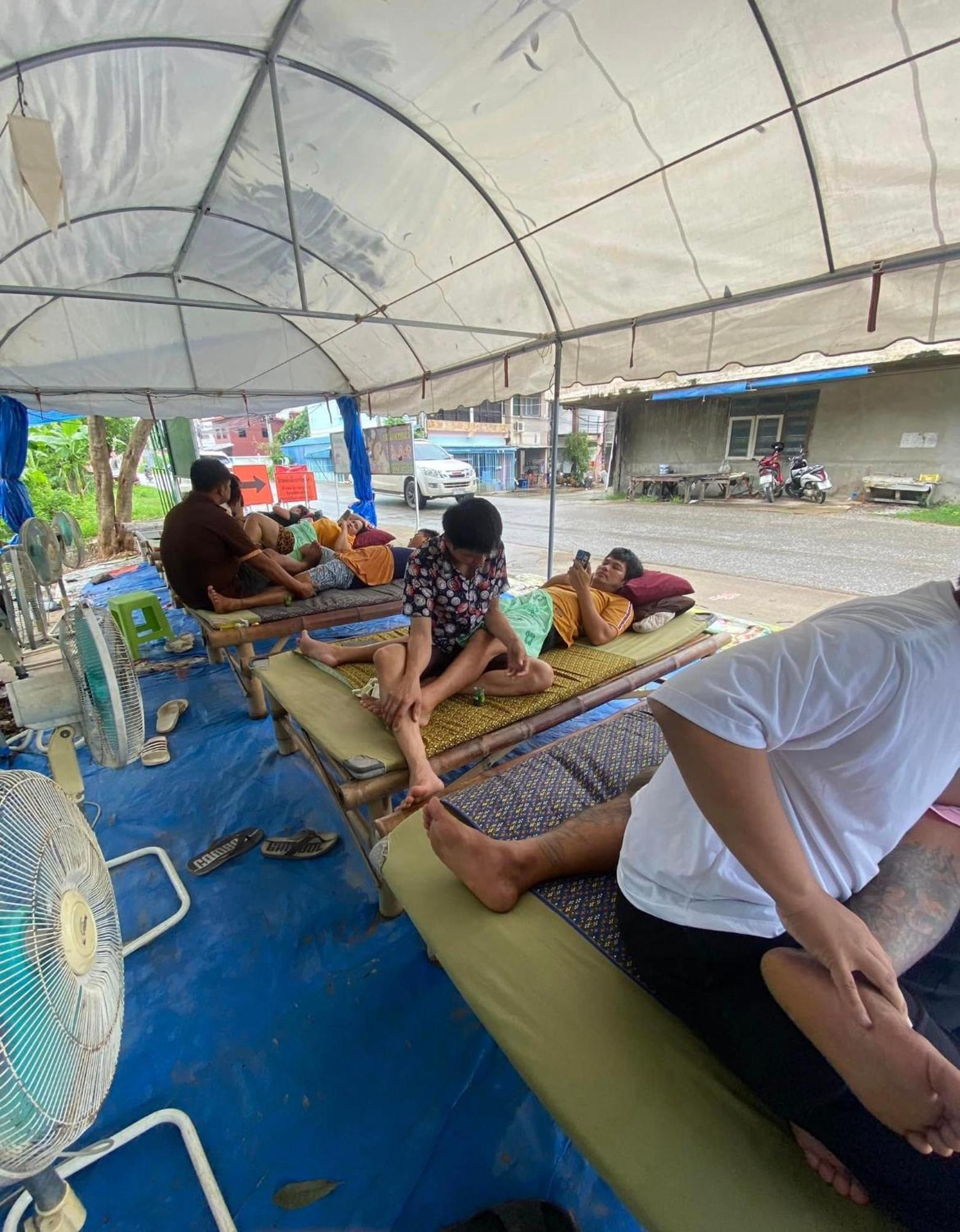HostelBed @ Phitsanulok Exteriér fotografie
